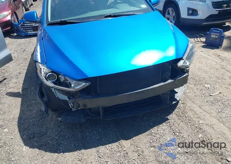 2017 Hyundai Elantra Se z USA, uszkodzony, nr VIN KMHD84LF8HU189644